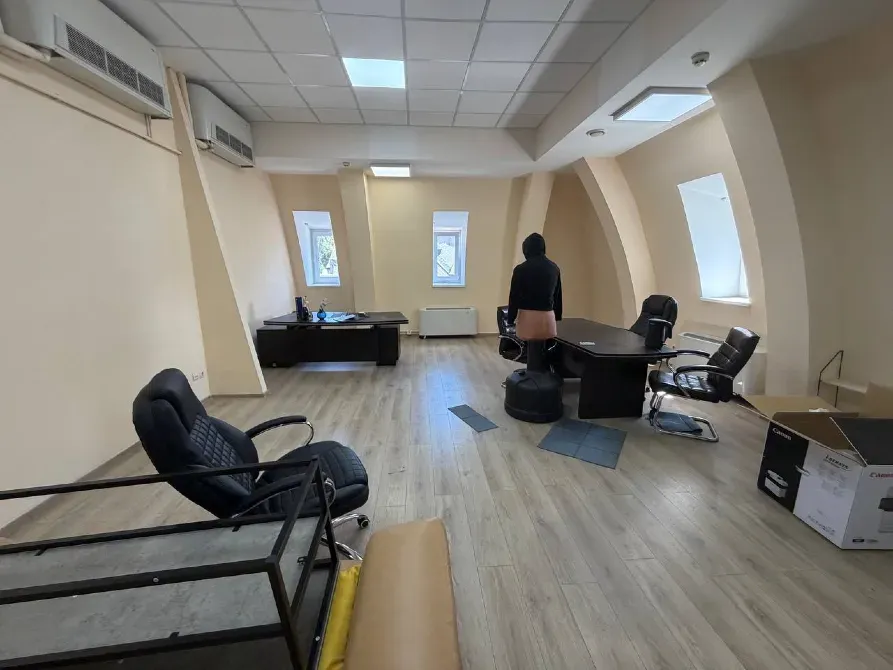 Здам офіси в центрі міста. Барикадна 4 поверх з 4 , Гарний ремонт, красиві офіси (всі фото відповідають дійсності). Дніпро - фото 6