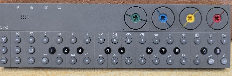 Синтезатор Teenage Engineering OP-Z. Харків - фото 6