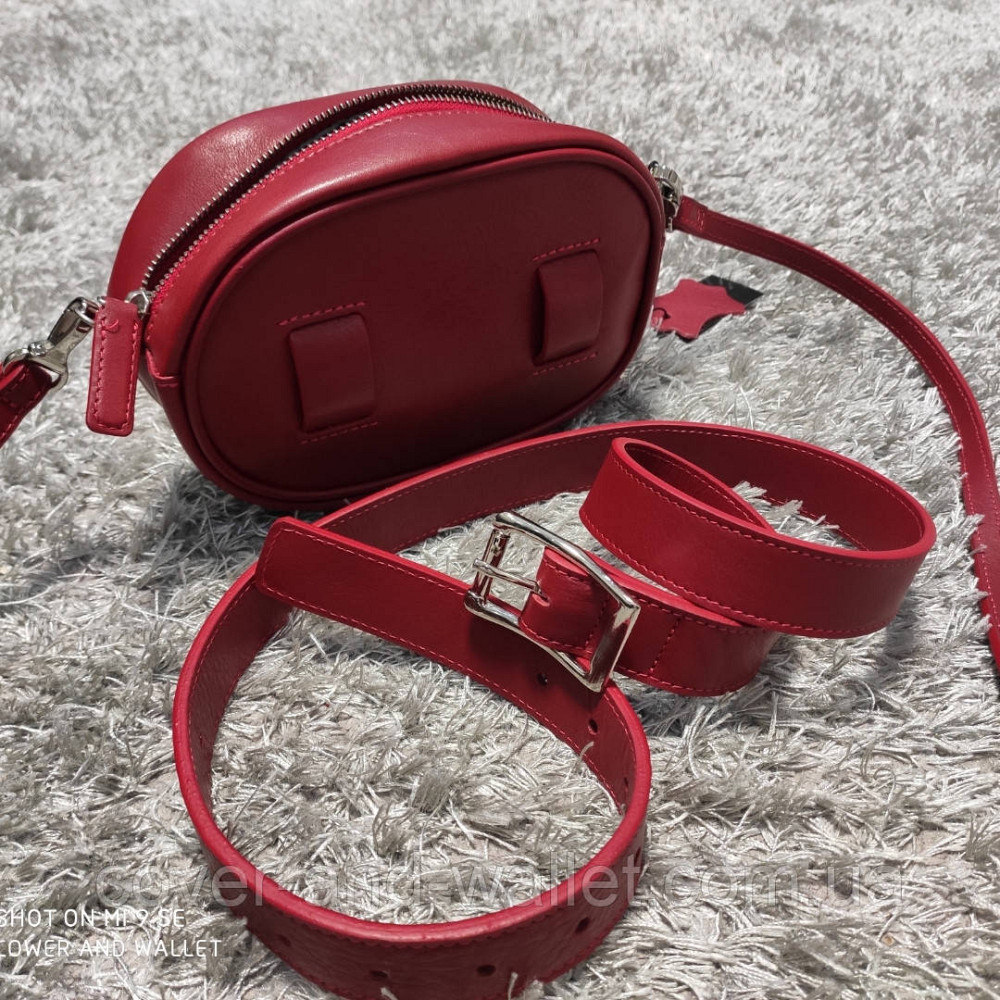 Женская кожаная сумка на пояс и через плечо красного цвета Grande Pelle Киев - изображение 3