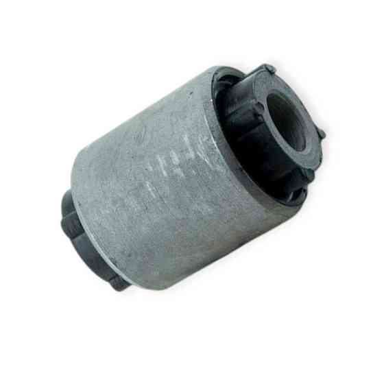 Сайлентблок заднего Шевроле Captiva цапфы верхний рычага Мукачево