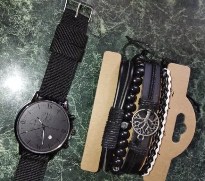 Подарочный набор для мужчин: наручные часы с 4 ориг. браслетами- диам 4см, длин 24см, шир рем 2см, без коробки Киев - изображение 4