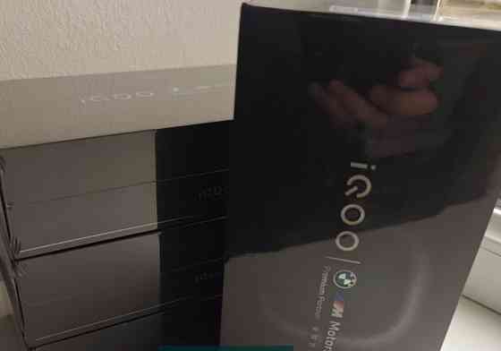 Телефон VIVO iQOO 13 12/256Gb. Киев