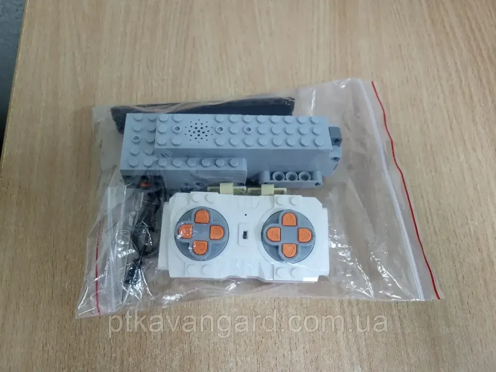 Конструктор машинка на радіокеруванні Гелінтваген Брабус Гелік 524 деталі Technic з пультом чорний FF 10031 Хмельницький - фото 3