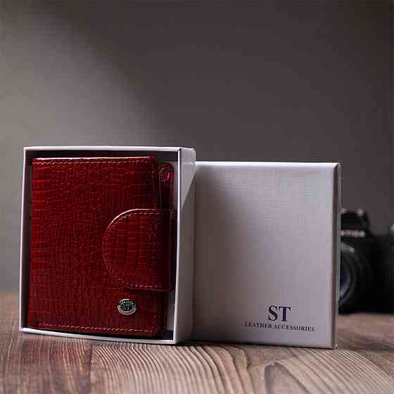 Лакированный кошелек для женщин среднего размера из натуральной кожи ST Leather 22685 Красный Киев