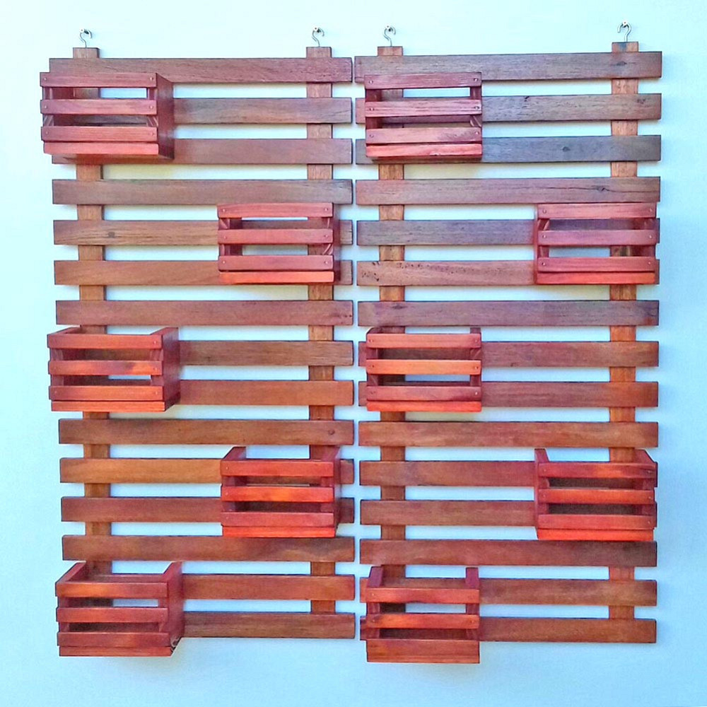 Полка настенная для цветов 