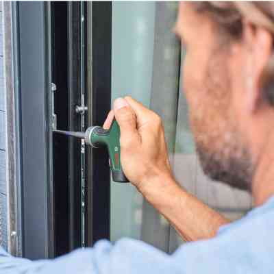 Отвертка Bosch с трещоткой, т-подобная рукоятка, 109мм, сталь CrV (1.600.A02.Z9S) Винница