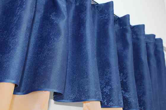 Кухонные шторы VR-Textil № 073к с ламбрекеном и подхватами персиковый с синим 270х170 см (52-0187) Киев