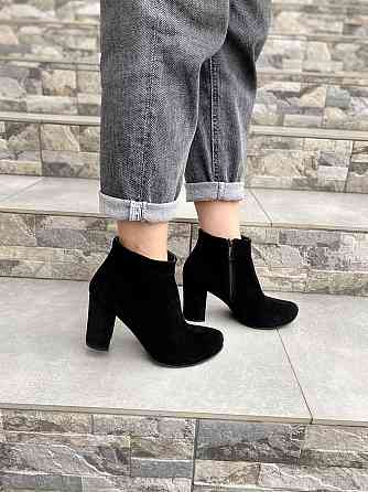 Nivelle Черевики жіночі демісезонні весна-осінь чорні, натуральна замша на підборах р. 39, 40 ( Коломия