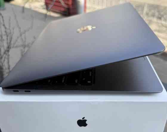 Ноутбук MacBook Air 13” M1 8/256gb Space gray Киев