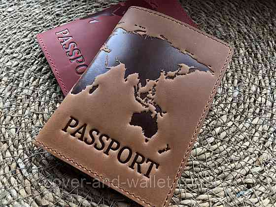 Кожаная обложка на паспорт карта мира желтого цвета ST Leather Киев