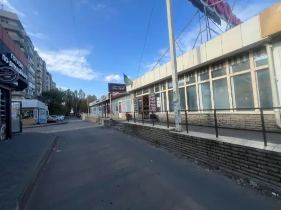 Рыночный комплекс (Павильоны с водой и канализацией) в Районе "Сильпо" на Красном Камне. Днепр