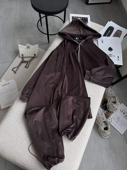 Женский стильный прогулочный костюм двойка: кофта и штаны в спортивном стиле велюр Шоколадный, 46/48 Одесса - изображение 4