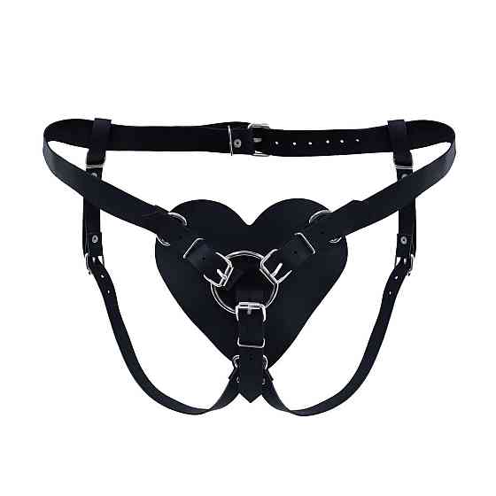 Трусики Серце для страпону з натуральної шкіри Feral Feelings - Hearts Strap-on Belt Black Sex Aura Київ