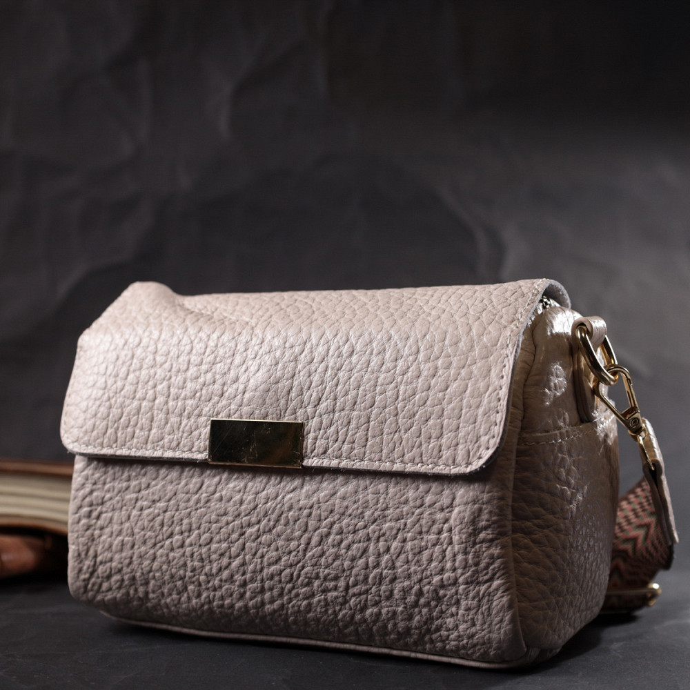 Красива жіноча шкіряна сумка з оригінальною плечовою лямкою Vintage 22404 Біла Київ - фото 9