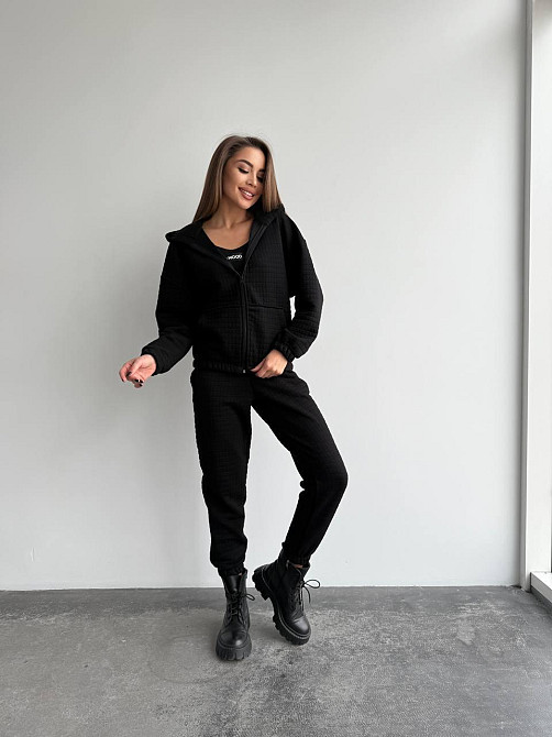 Жіночий прогулянковий костюм-трійка: кофта топ і штани Капітон Чорний, 46/48 Одеса - фото 4