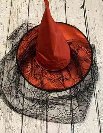 Червоний капелюх Відьми з чорною вуаллю на Хелловін Київ