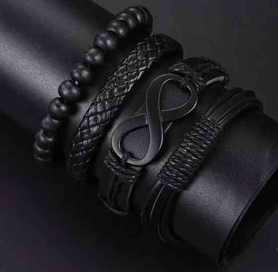 Подарунковий набір для чоловіків наручний годинник з 4 браслетами чорний Київ