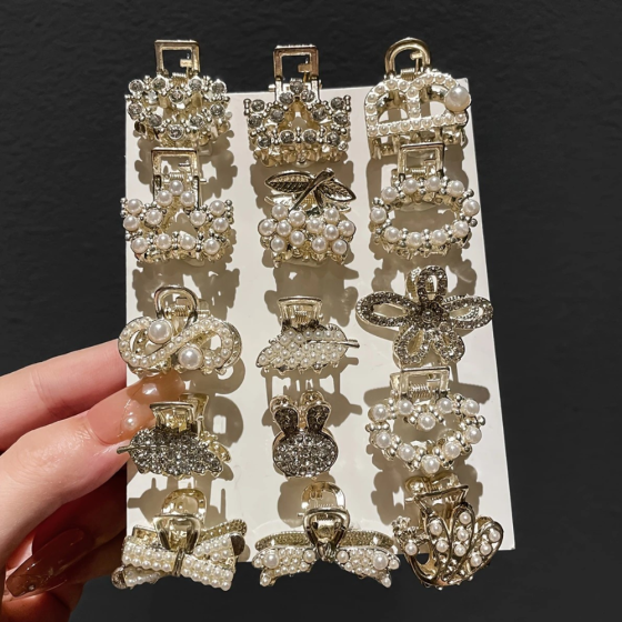 Набор заколок для волос 15 шт. комплект крабиков для малого бокового или заднего закалывания волос Каменец-Подольский