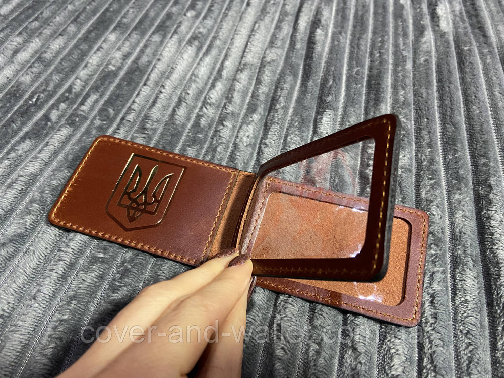 Обкладинка з додатковим відділенням Міністережне ревіння (тиснення золотом) Київ - фото 3