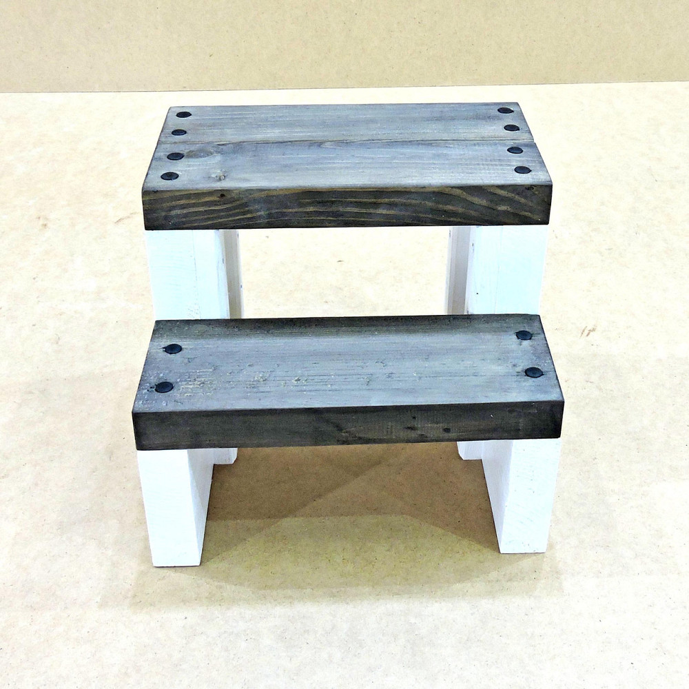 Скамейка-ступенька 