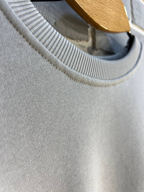 Свитшот женский DAVRAS 6001 удлиненный оверсайз надпись на спине PERFECT утепленный на флисе one size светло серый, светло-серый, one size Киев - изображение 3