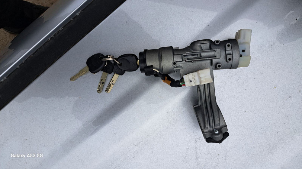 Замок зажигания на Hyundai Accent 2005–2010 годов Киев - изображение 1