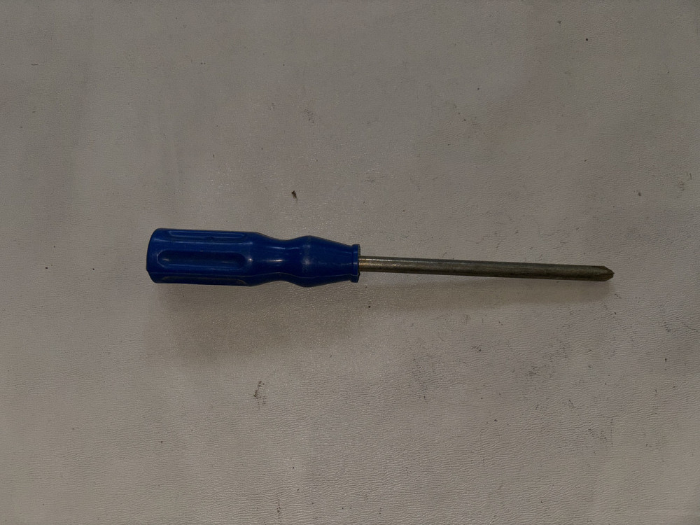 Отвертка крестовидная. Полная длина - 23 см. Харьков - изображение 1