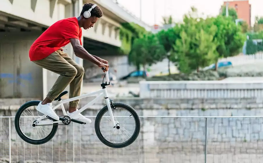 Bluetooth-гарнітура JBL Tune 510BT White (JBLT510BTWHTEU) Білий Харьков - изображение 9
