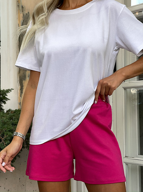 Летний женсикий костюм в спртивном стиле 