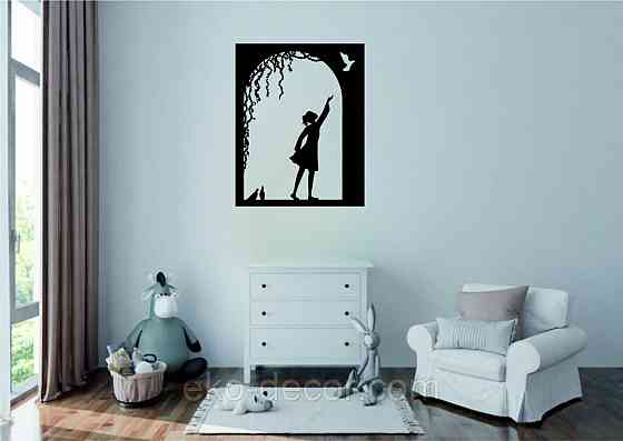 Декоративное настенное Панно «Девочка и голубь» Декор на стену 90*71 см, Черный Киев