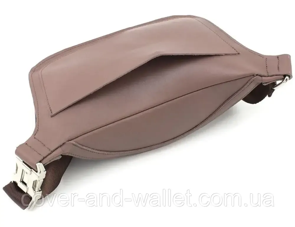 Стильна жіноча бананка з натуральної шкіри пудрового кольору Grande Pelle 743665 Київ - фото 8