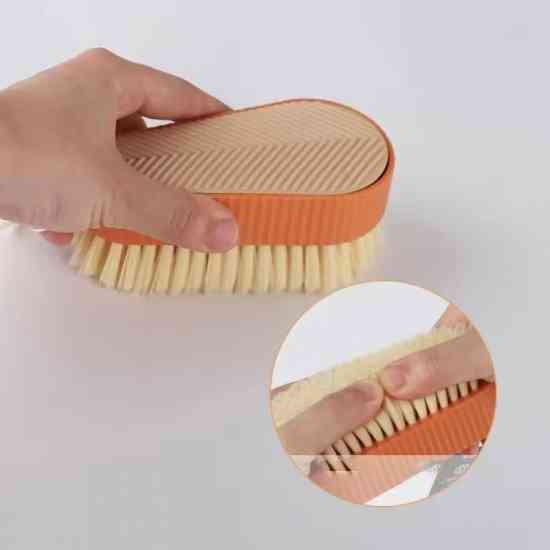 Портативная щетка для чистки вещей из замши, кашемира Винница