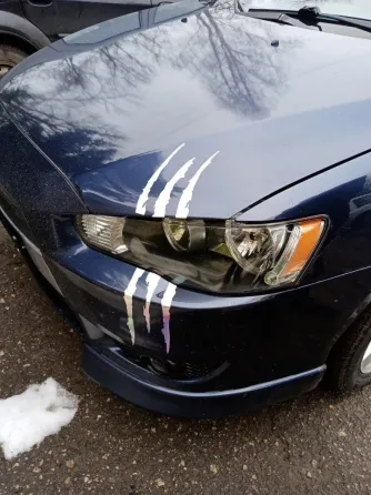 Наклейка на авто-мото в виде Царапины Когтем Белая Светоотражающая , Чёрная Киев