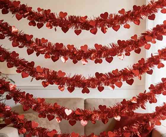 Гірлянда-дощик з сердечками червона 2 м 1 шт (0291) Сміла