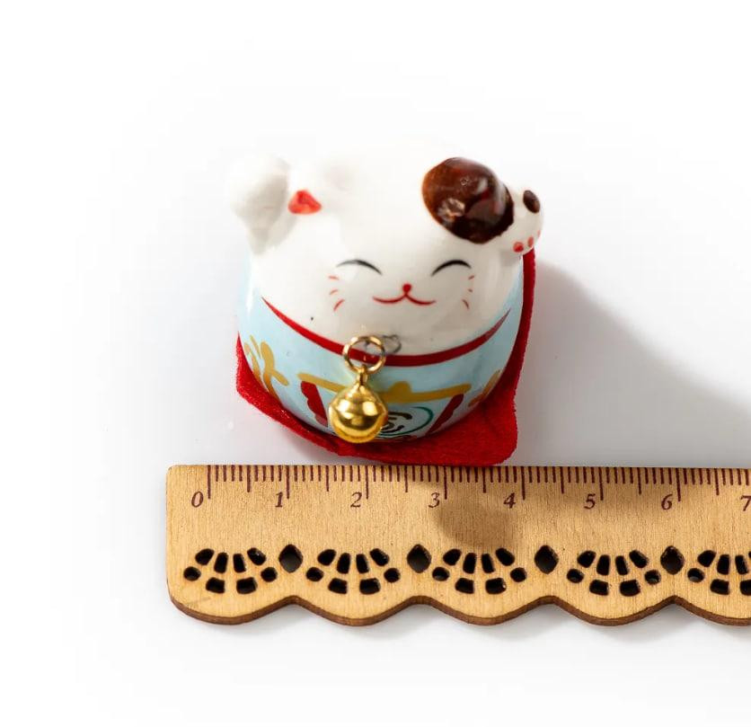 Манекі-неко: Японський талісман удачі, багатства та щастя (керамічний, 40 мм, 5 кольорів). Кошеня уд Київ - фото 4