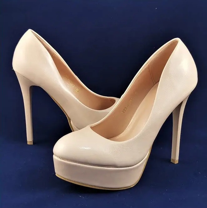 Жіночі Бежеві Туфлі на Каблуку Шпильке Лакові Модельні (розміри: 36,38,39,40) - 151 Дніпро - фото 1