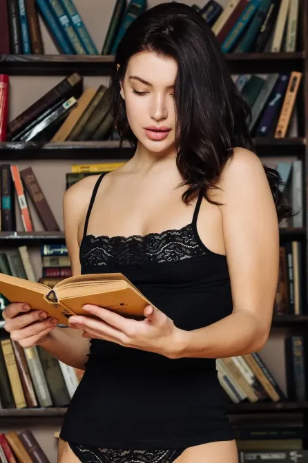 Женская майка Lans на тонких бретельках, стрейчевая с кружевом Lans 31/008 L, Черный Киев - изображение 2