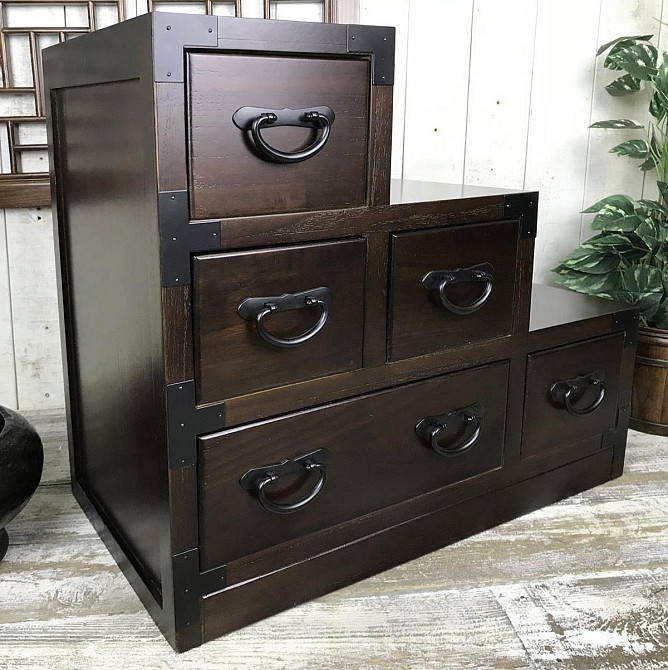 Комод тансу 