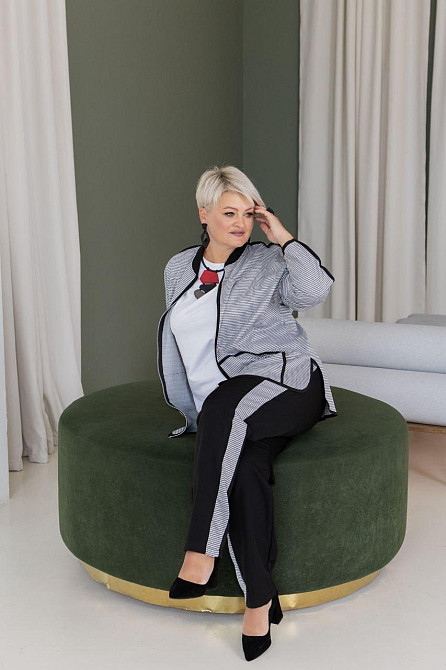 Женский стильный костюм двойка с принтом трикотажный креп+ костюмка 52/54 Одесса - изображение 9