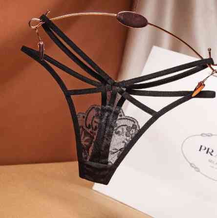 Еротичні стрінги чорні - розмір універсальний (42-44) Київ