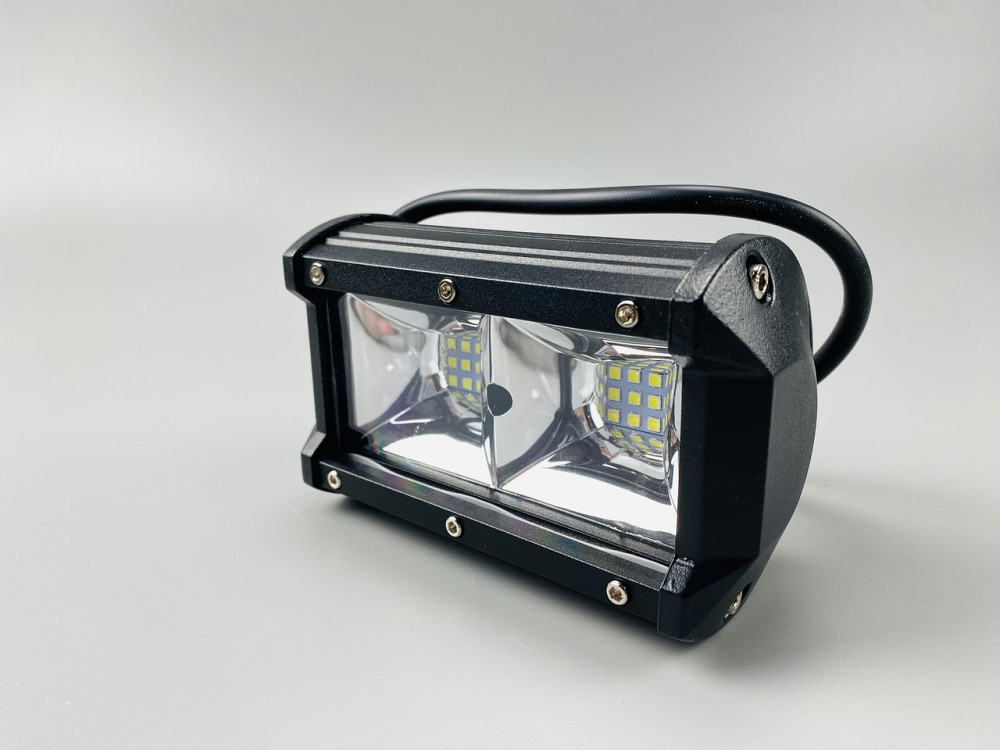Фара LED прямокутна 96W 24 діода led chip 3030, фара додаткового освітлення авто Мукачево - фото 1