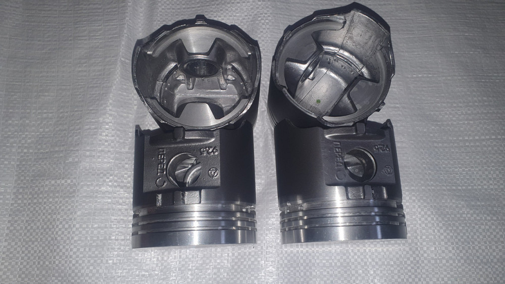 Поршень ГАЗ-24, УАЗ. 92.5 мм. Комплект. Харків - фото 1