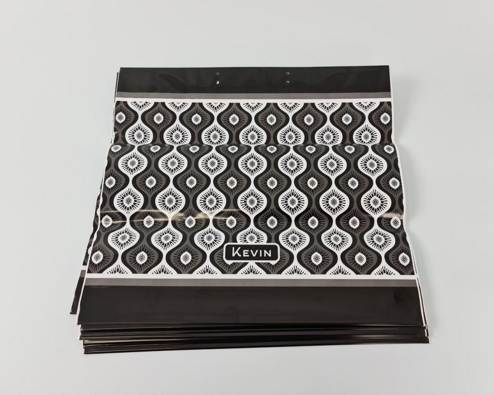 Пакет с пластиковой ручкой (36х37) 