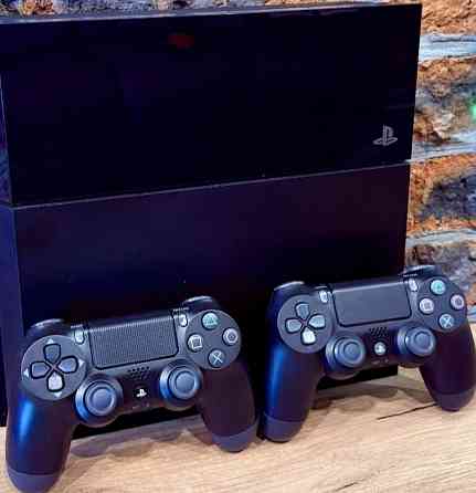 Приставка PlayStation 4 Київ
