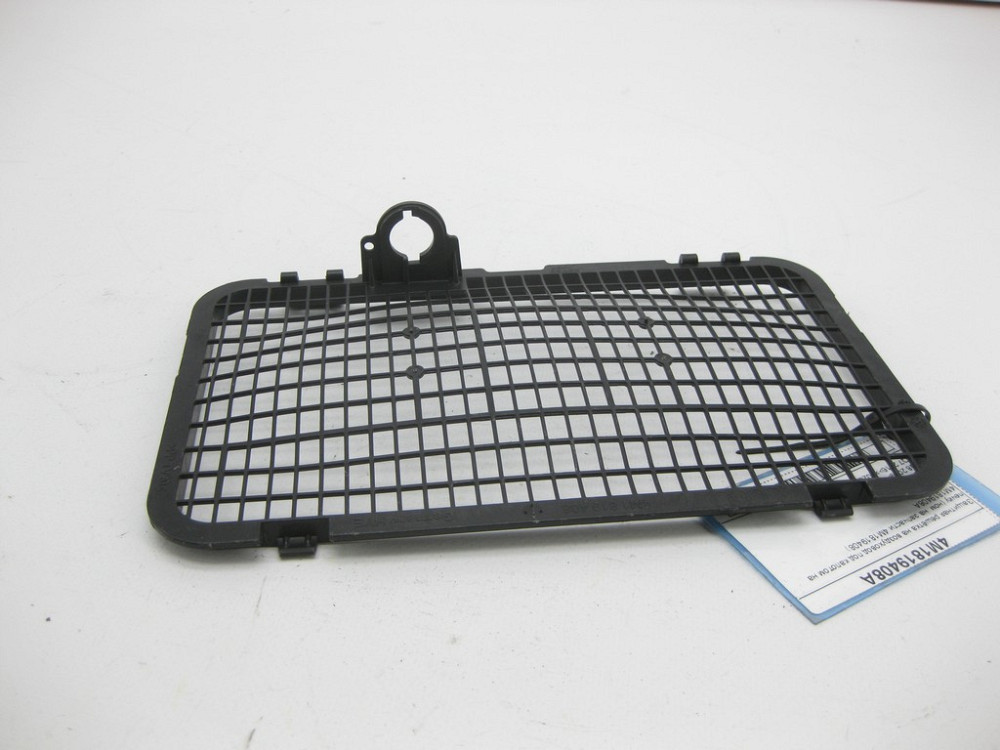 VAG  4M1819408A Захисна решітка на повітропровід під капотом на пічку (ном. на запчастини 4M1819408) Одесса - изображение 4