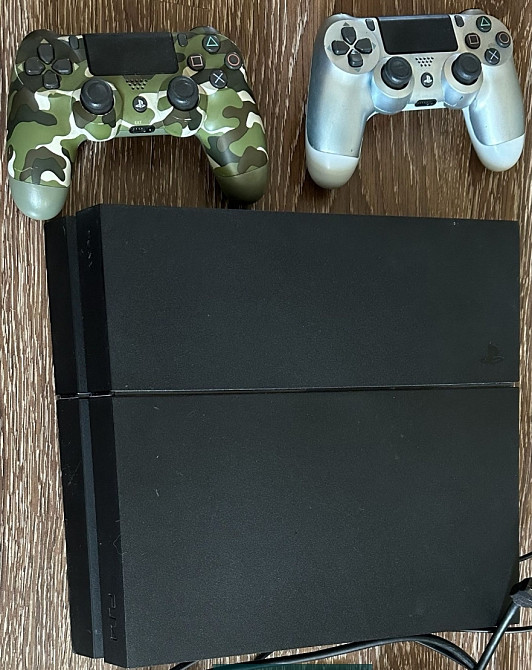 Приставка: SONY PlayStation 4 Fat+ 2 Геймпадами Харьков - изображение 1