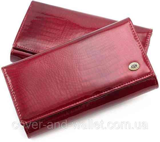Жіночий червоний лаковий гаманець з візитницею ST Leather S8001 Київ