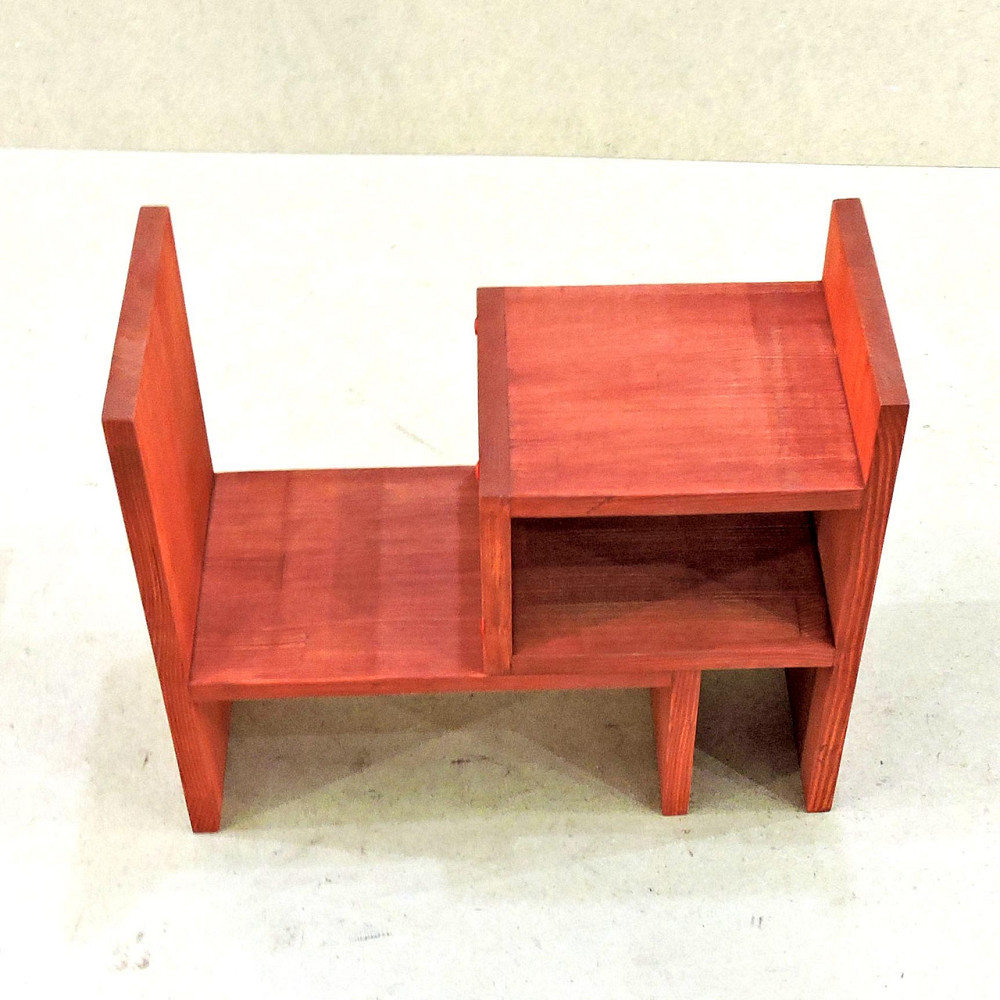 Настольная книжная полка 