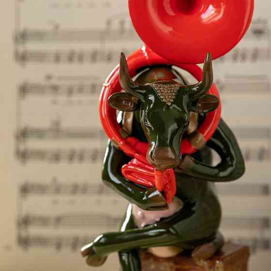 Статуэтка корова Josephine au Trombone (Size M) коллекционная Киев