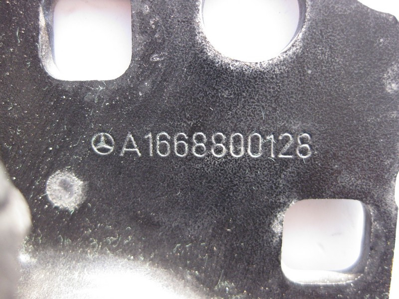 Mercedes-Benz  A1668800128 Петля капота права ML/GLE W166 GLE Coupe C292 GL/GLS X166 Одеса - фото 4